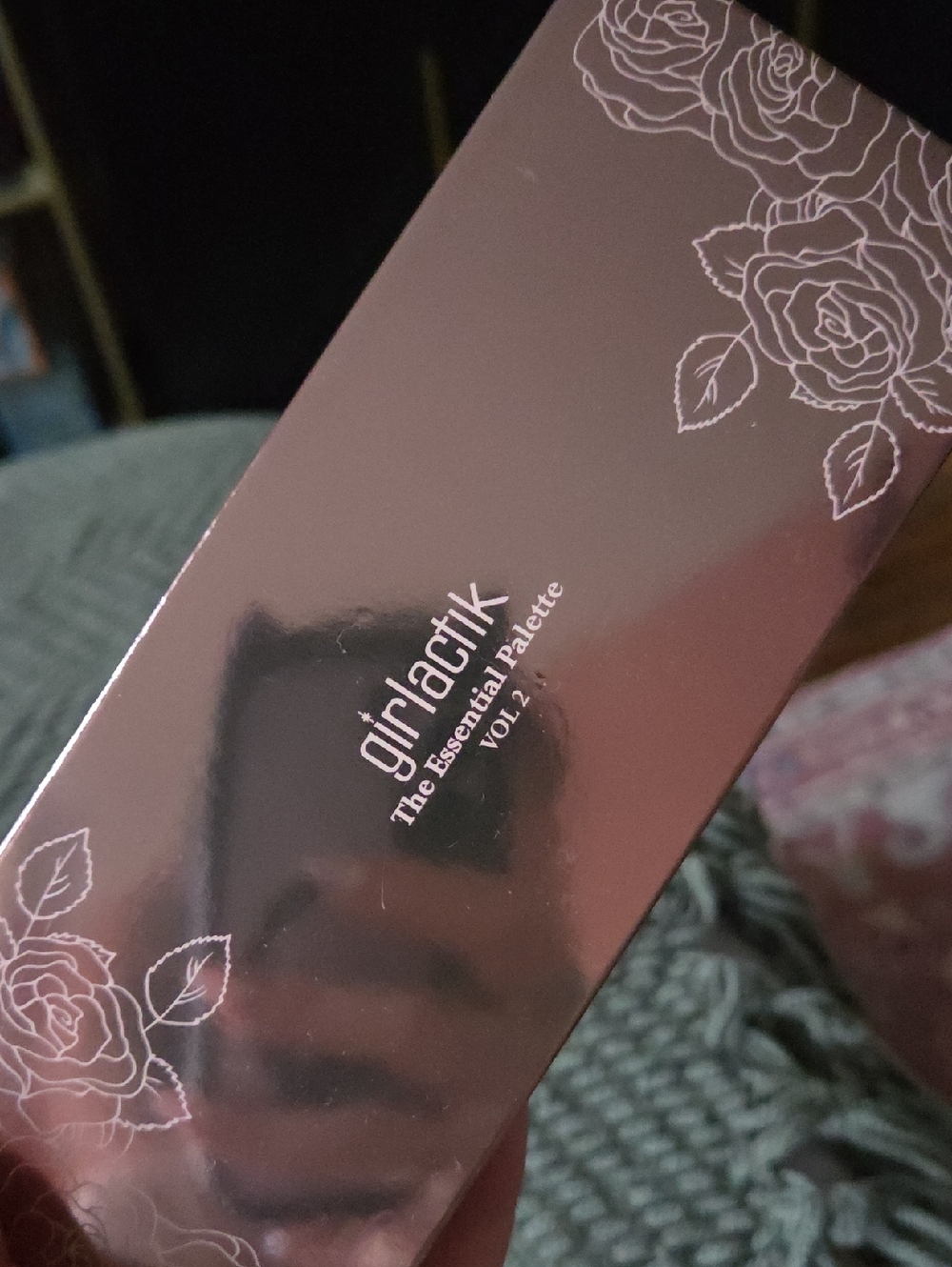 girlactik The Essential Palette Vol. 2 - Rose Gold Eyeshadow Palette